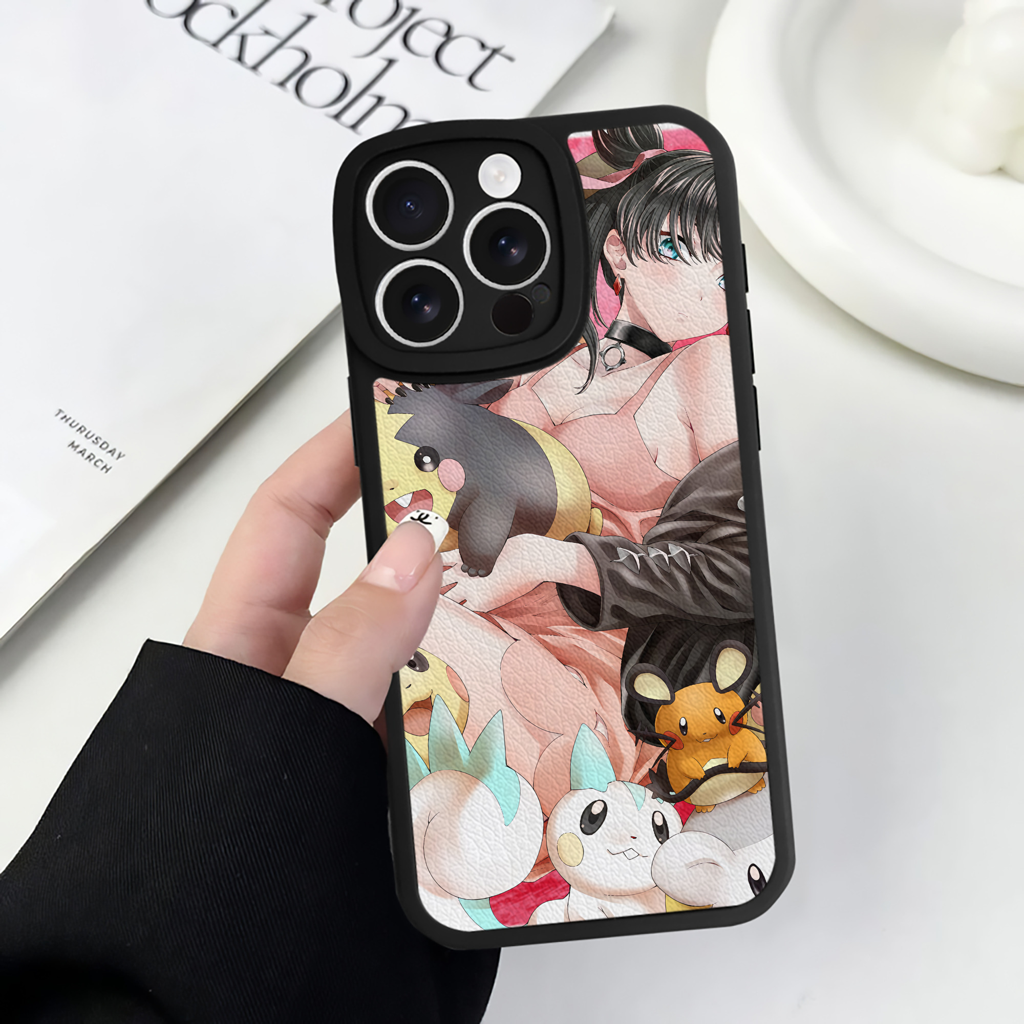 （画像用） ポケットモンスター Pokémon 【iPhone 16シリーズ対応】シリコンスマホケース（レザー調） 材質：シリコン